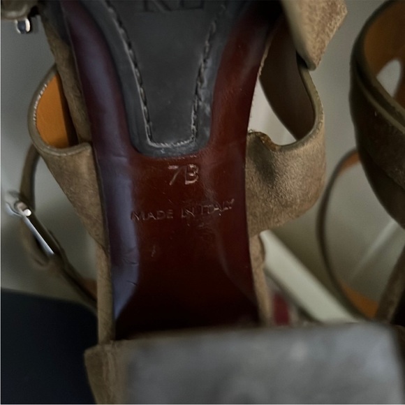 Ralph Lauren Collection Diandra Suede Heels - Picture 11 of 15